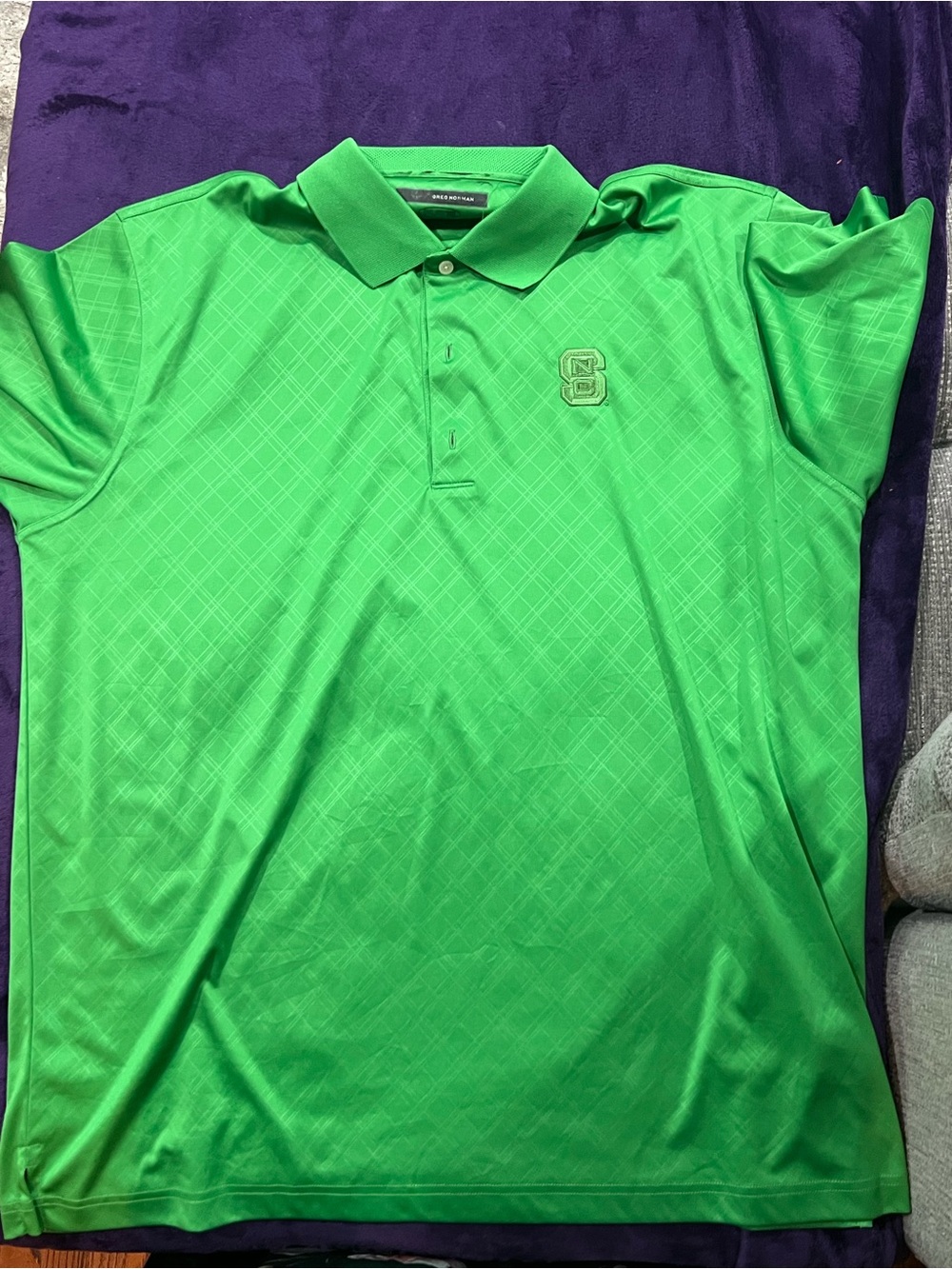 Green Polo Shirt with Subtle Diamond Texture - Unbranded